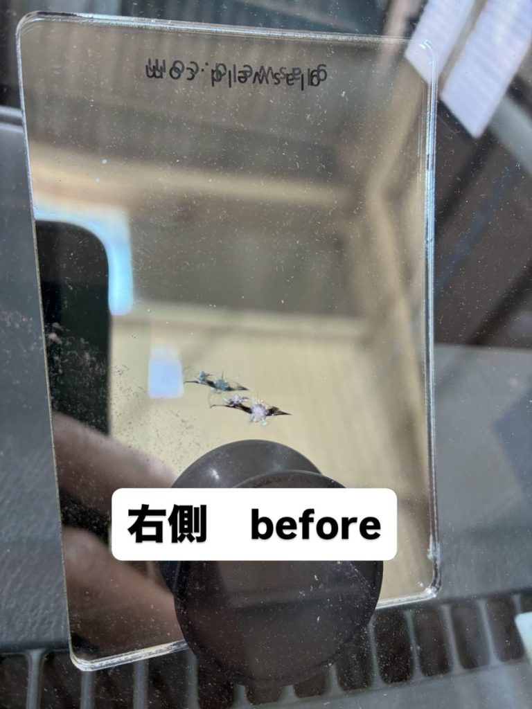スズキ キャリイのフロントガラスにできた1箇所目の飛び石キズ（修理前）